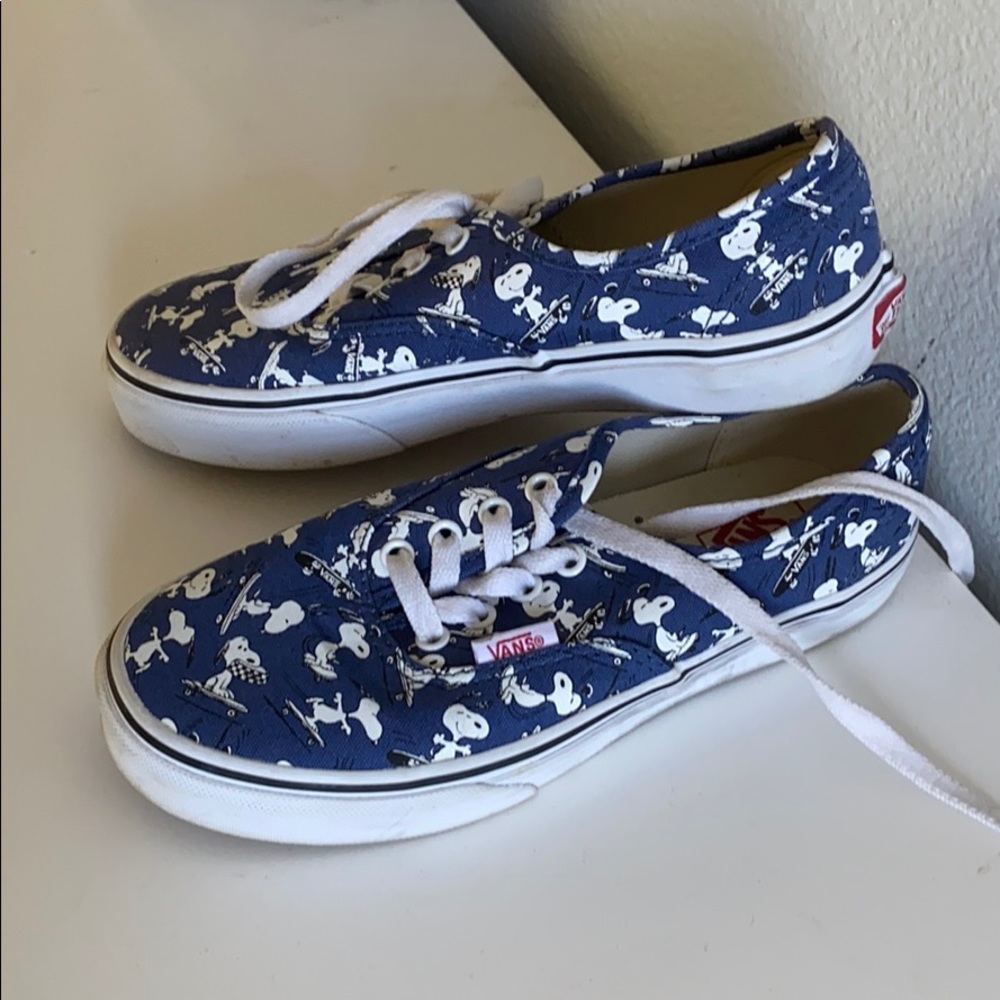 Limited edition “Peanuts” vans